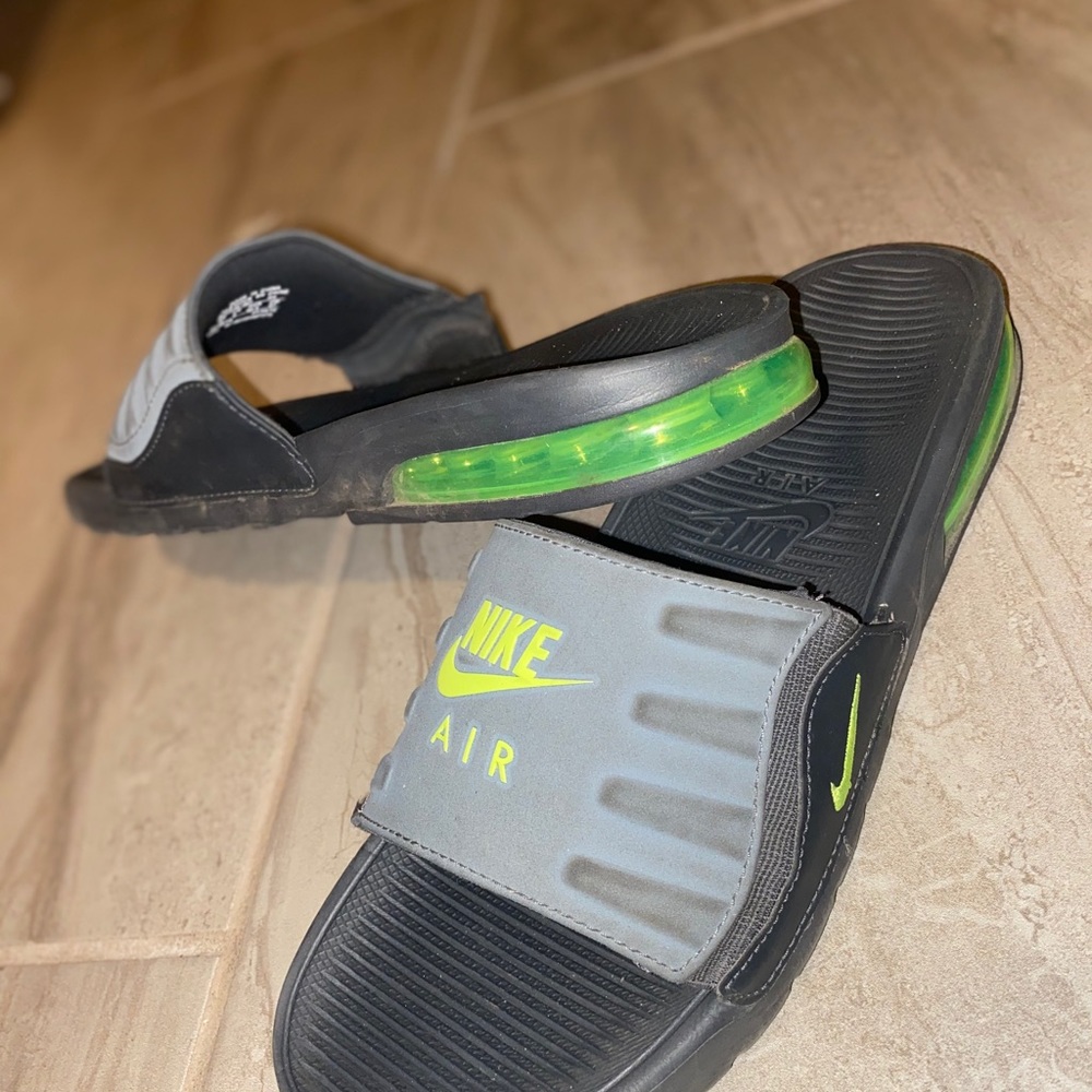 Nike Slides - Picture 2 of 2